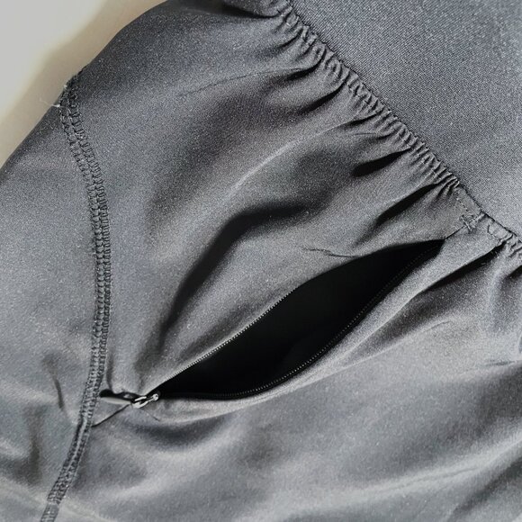 Tek Gear by Kohls Ladies L Multi-Purpose 4” Shorts w Pockets Comfort Waist Black - Picture 7 of 9